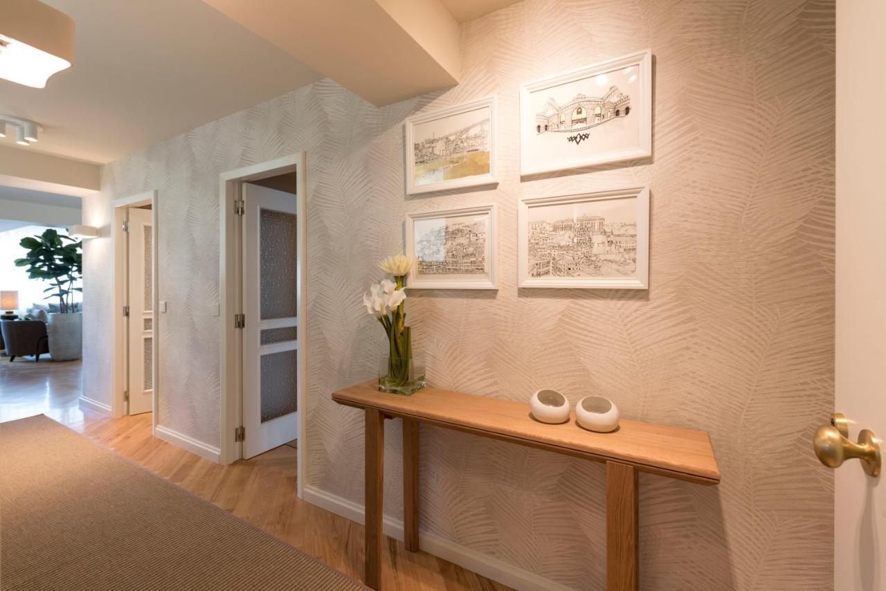 Emporium Deluxe 3Br Apartment W/ Private Parking By Lovelystay Porto Exterior photo