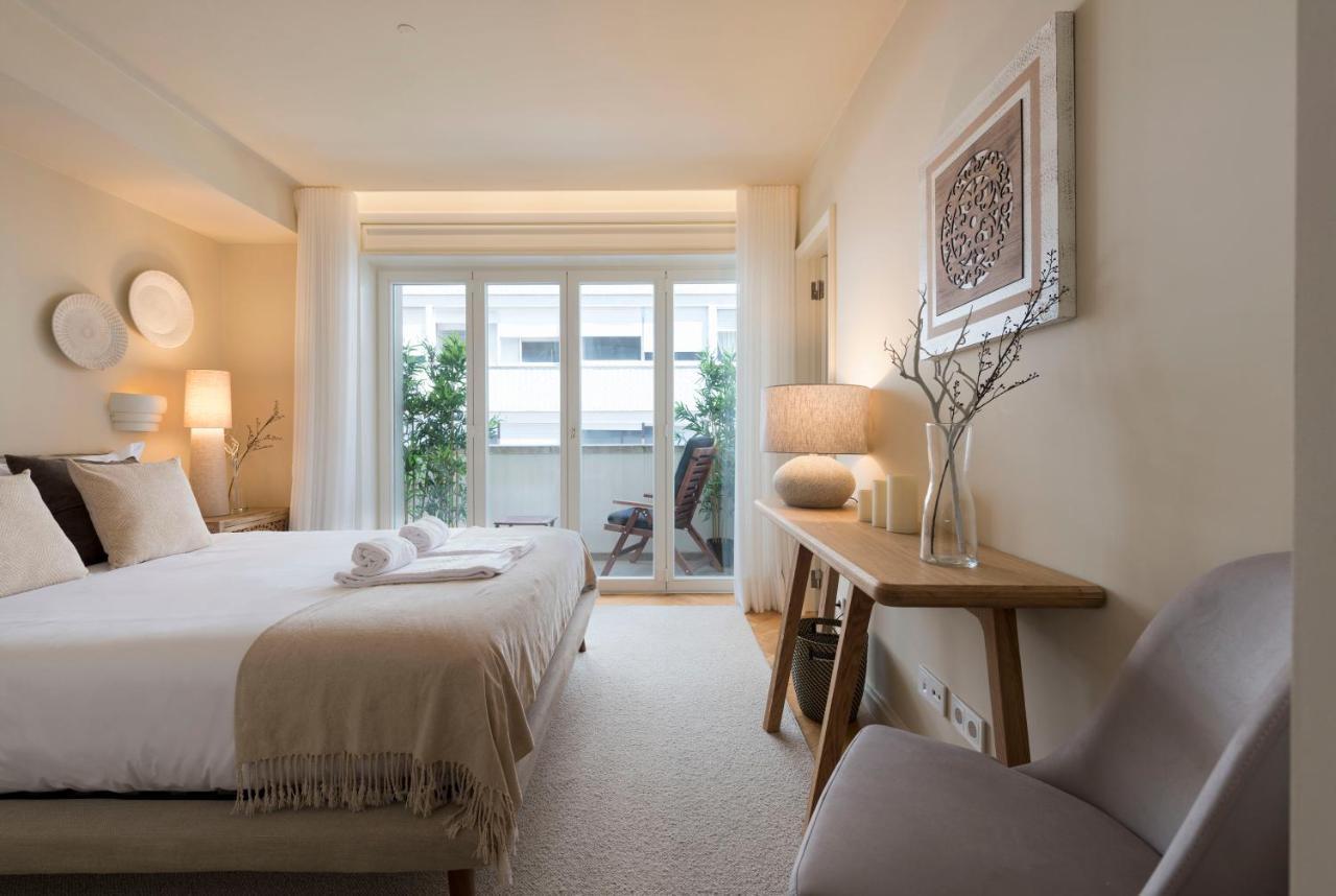 Emporium Deluxe 3Br Apartment W/ Private Parking By Lovelystay Porto Exterior photo