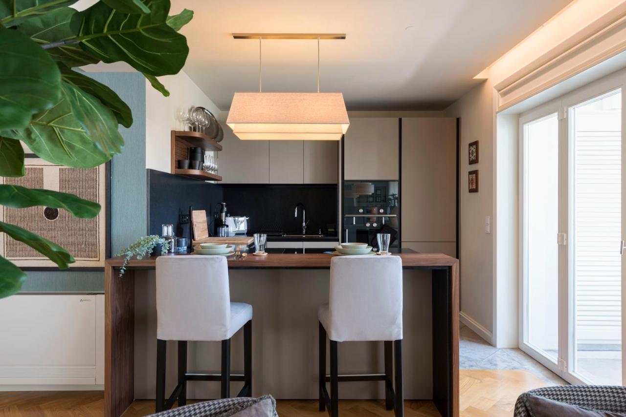 Emporium Deluxe 3Br Apartment W/ Private Parking By Lovelystay Porto Exterior photo